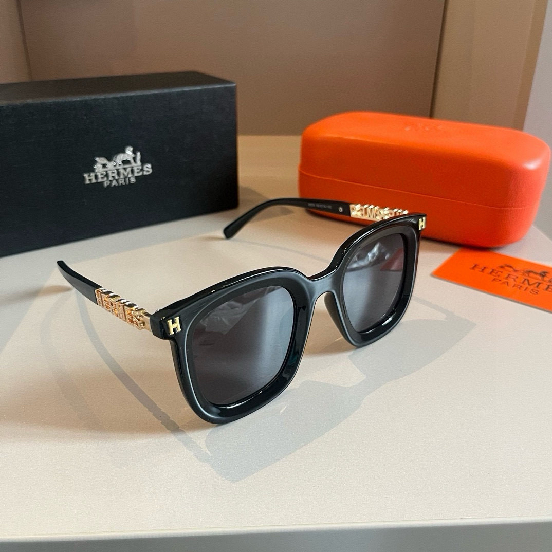 Hermes Square Frame Sunglasses