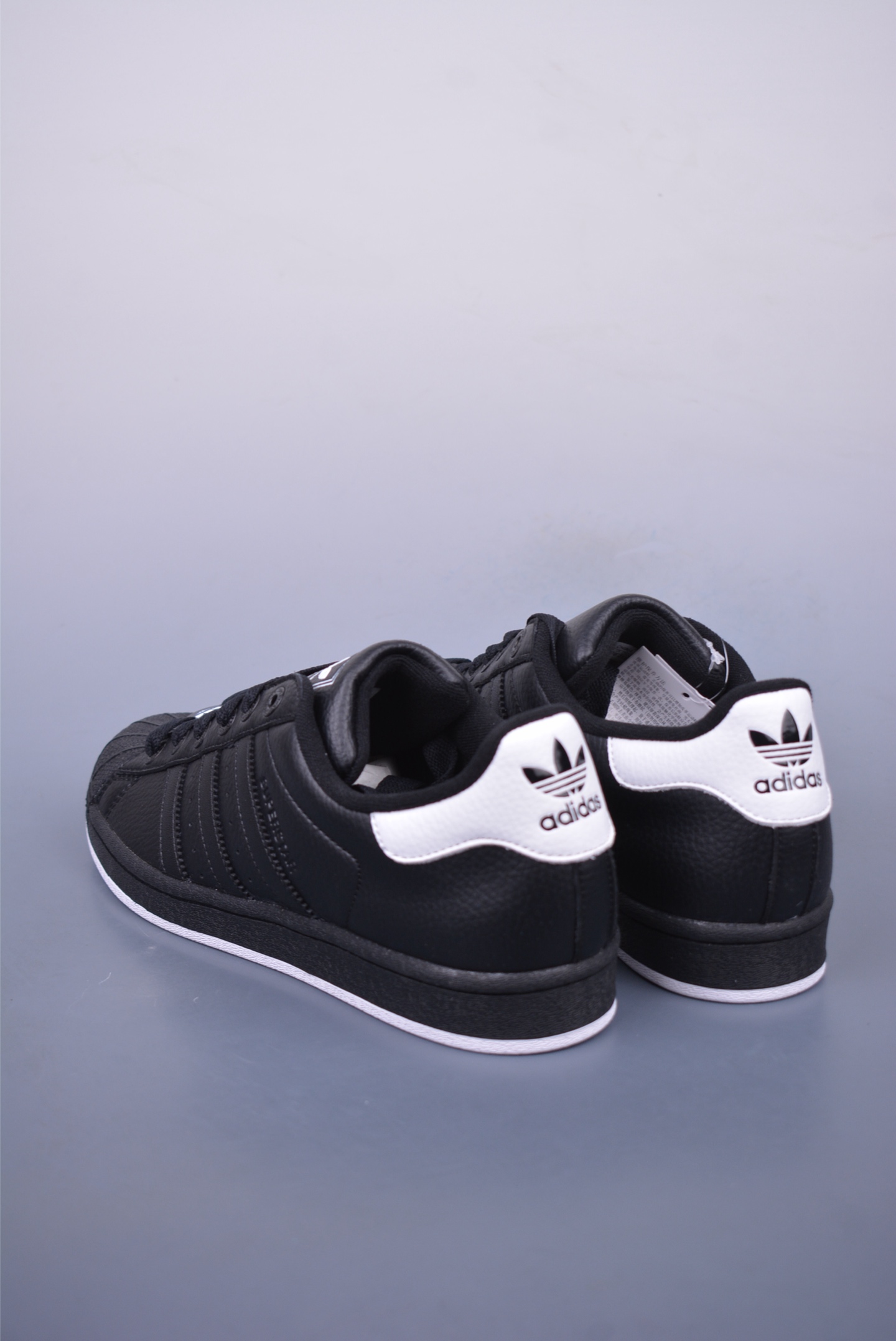 Adidas Originals Superstar Sneakers Leather Black and White JR0029
