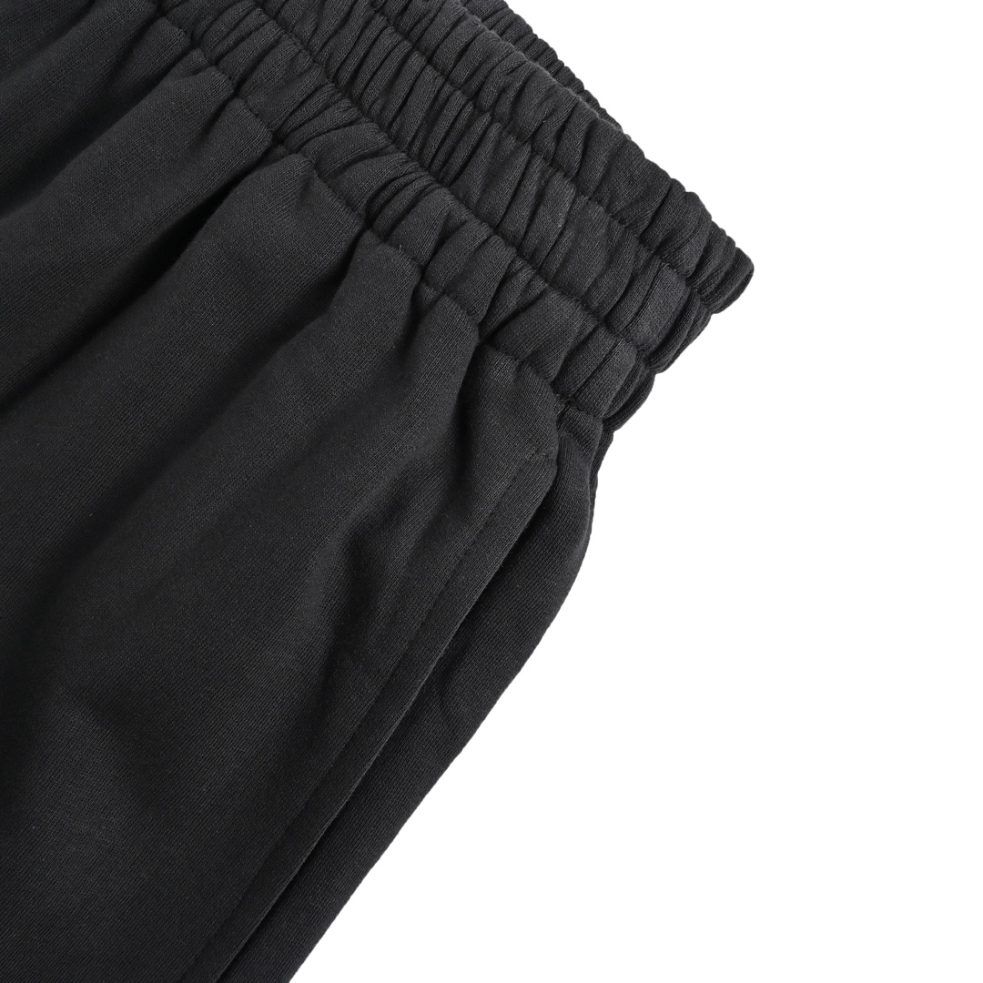 Balenciaga 24ss Under Armour co-branded embroidered shorts