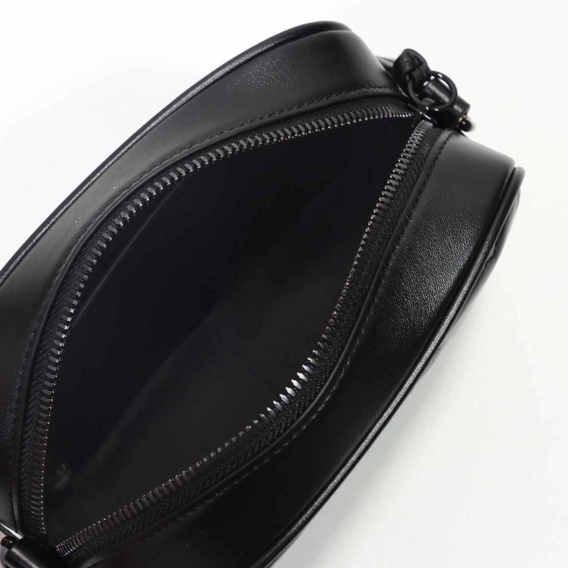 Gucci GG Marmont Mini Camera Bag 634936 DTDHV 1000