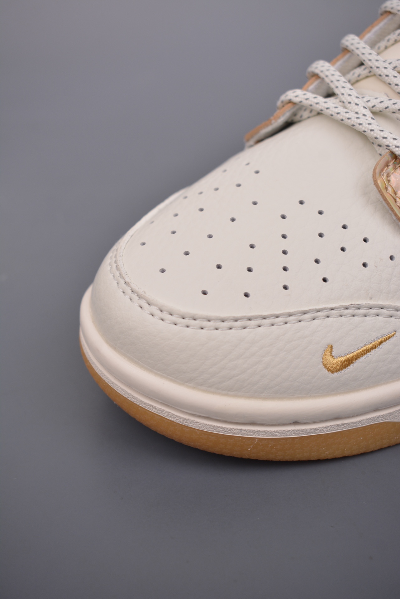 CLOT x NIKE SB Dunk Low sports shoes beige white gold JH8310-948