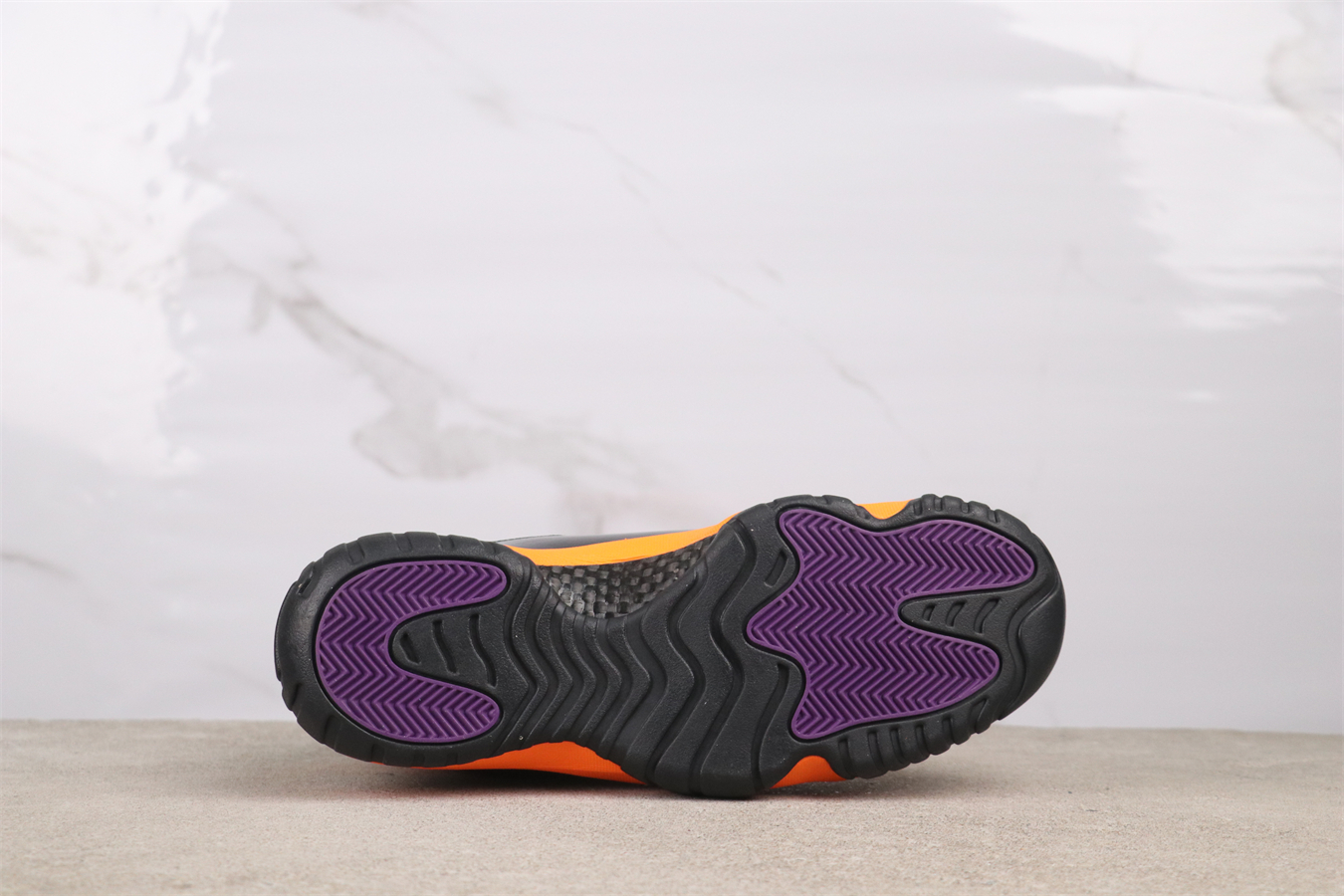 Air Jordan 11 Retro basketball shoes black orange yellow CT8012-800