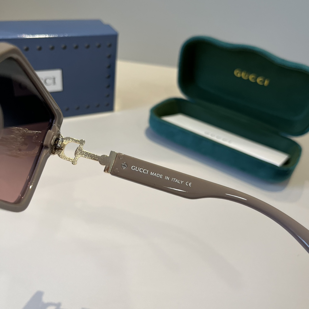 Gucci Square Frame Sunglasses