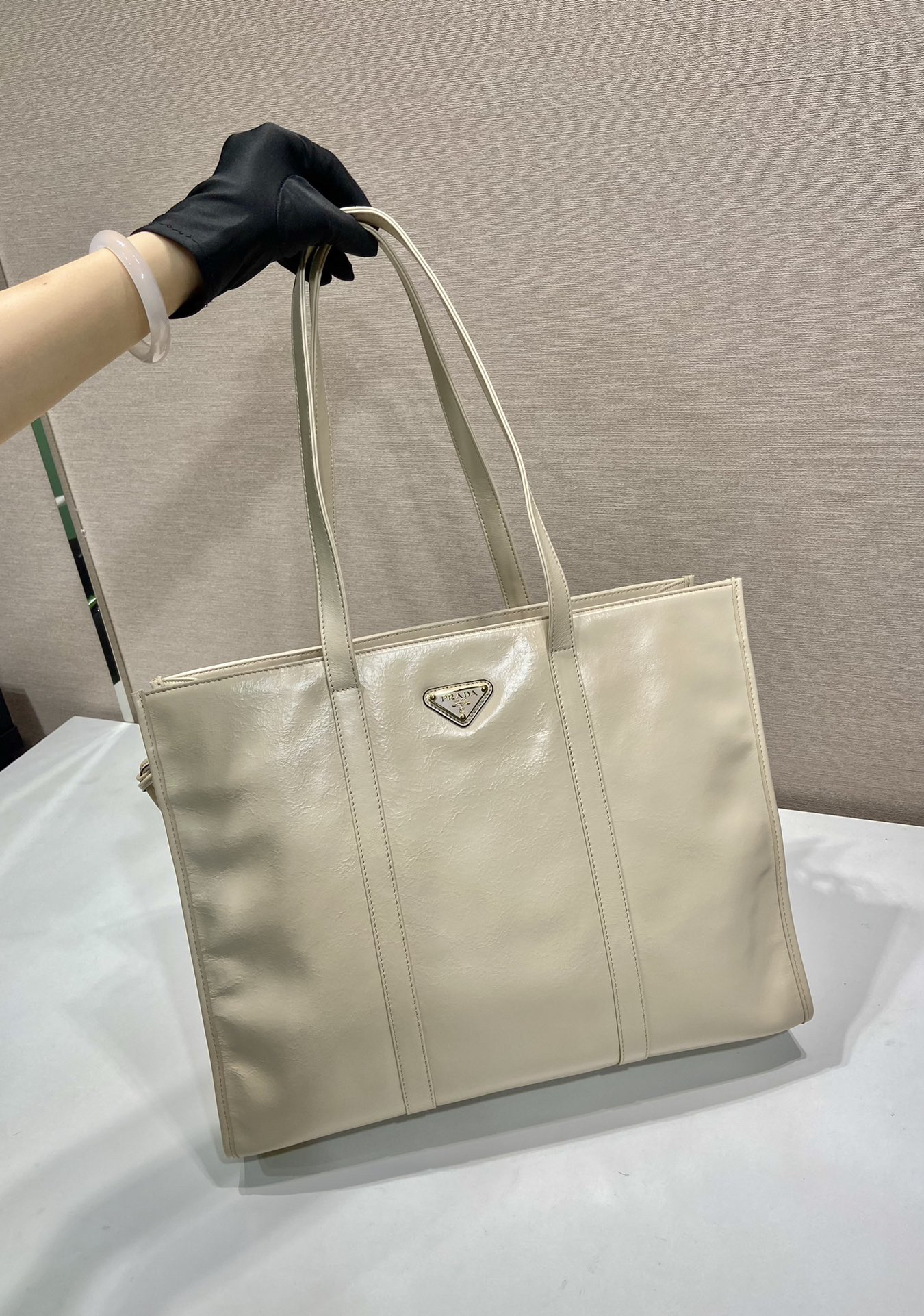 Prada waxed tote bag 1BG460