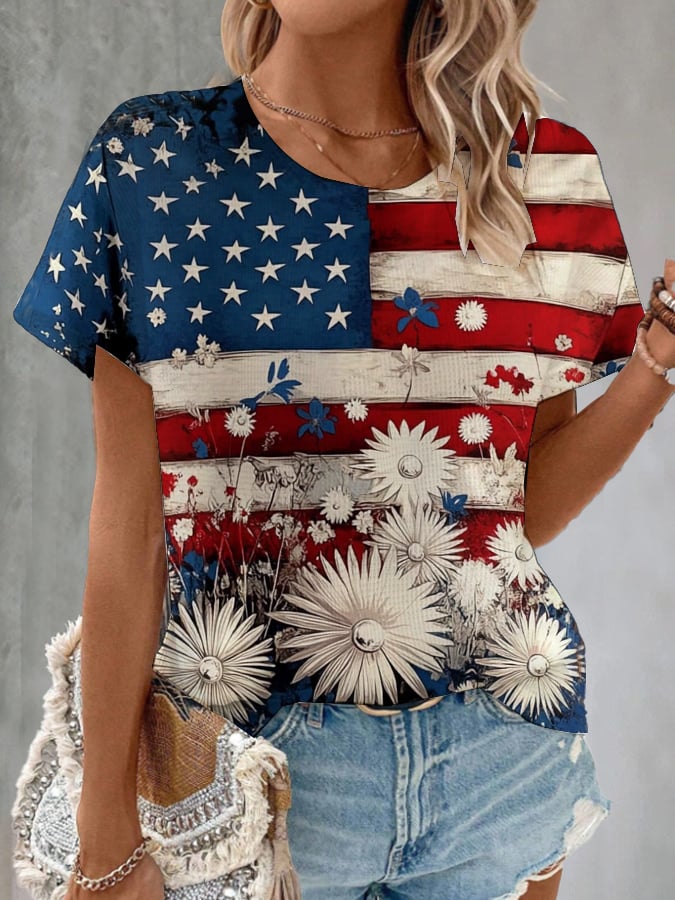 Women's Independence Day Floral Print T-Shirt