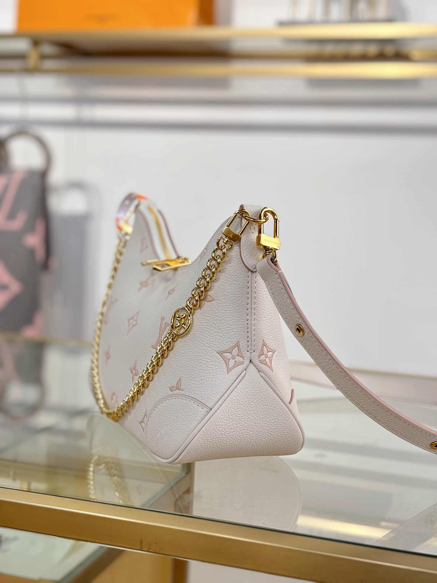 Louis Vuitton BOULOGNE handbag M14634