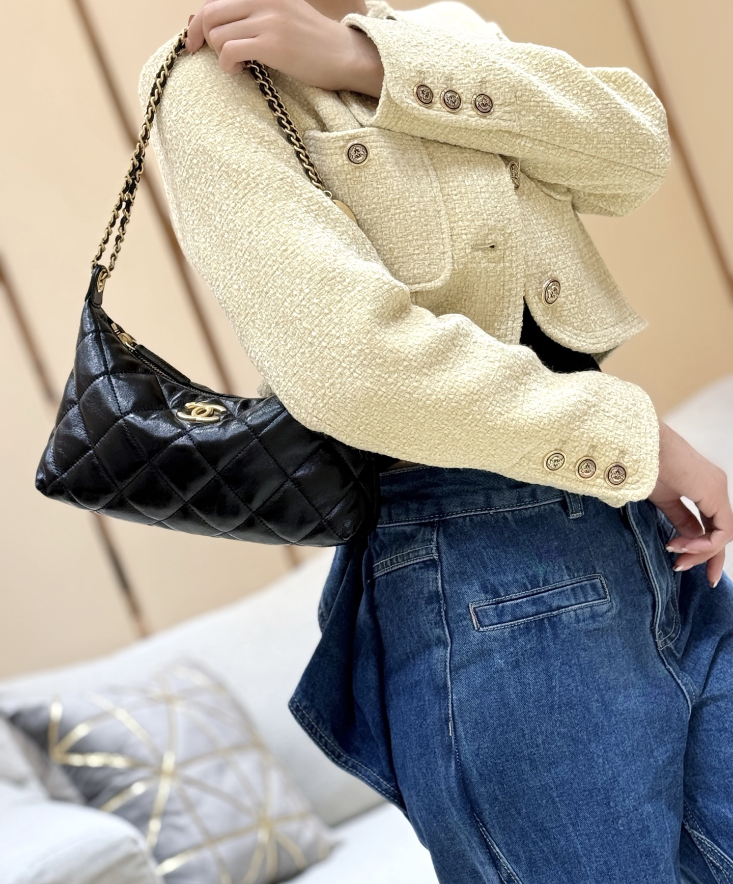 Chanel 25S spring and summer series hobo underarm bag AS5528 00118