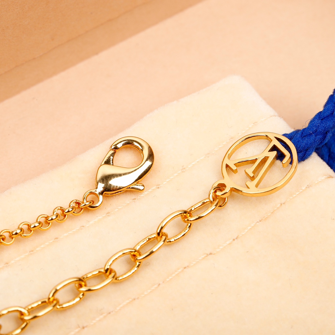 Louis Vuitton Hoop Pearl Necklace