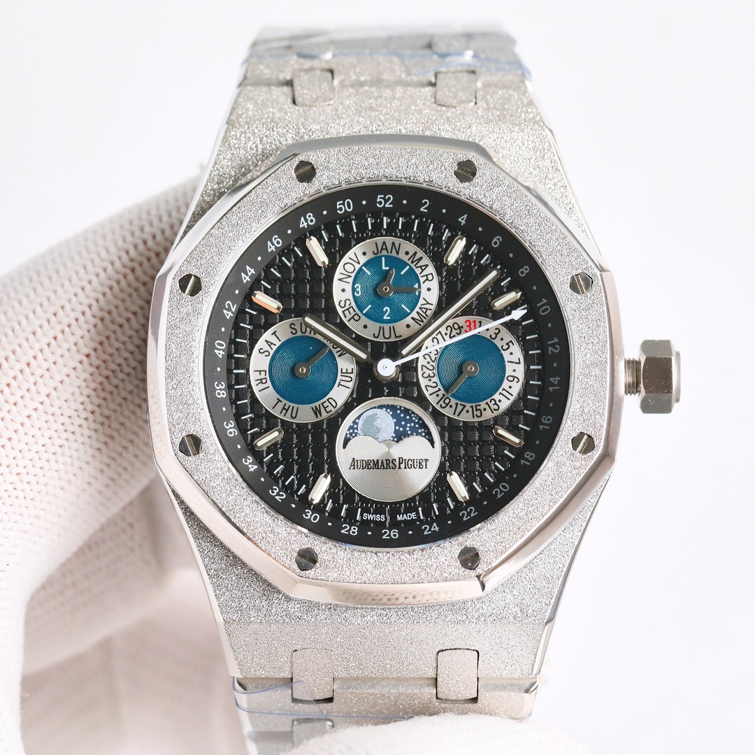 Audemars Piguet Royal Oak Series 26574 Series