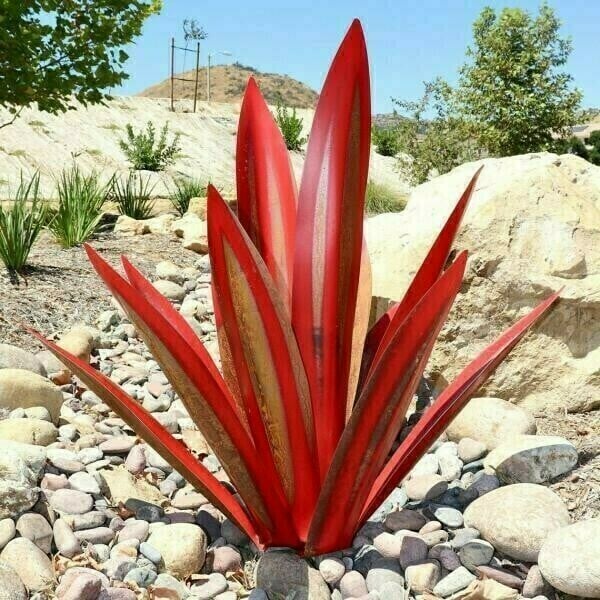 Last Day 70% OFF - 🌵Anti-rust Metal Led Tequila  Agave Plant-Perfect for garden