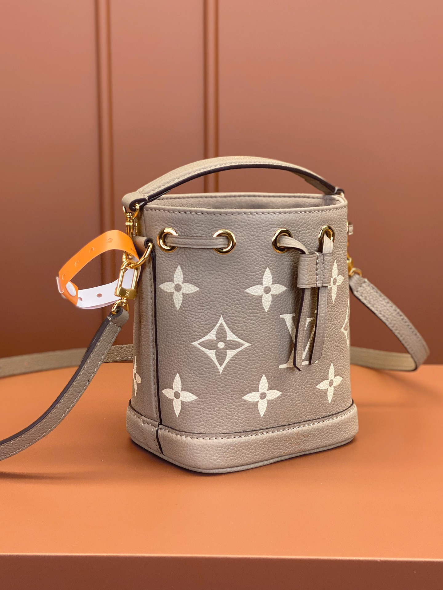 Louis Vuitton NANO NOÉ Handbag M46291