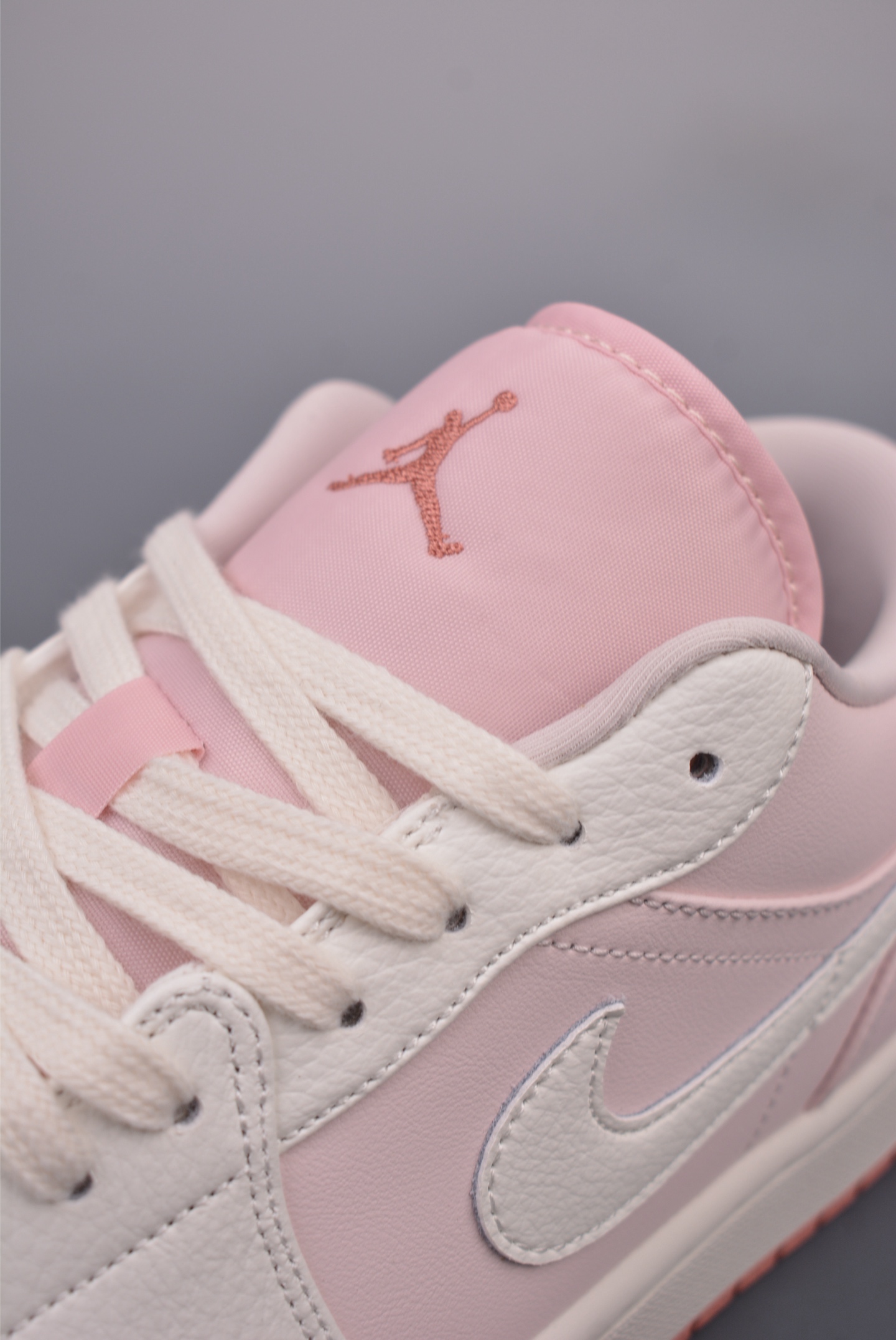Air Jordan 1 Low White Pink IH0823-611