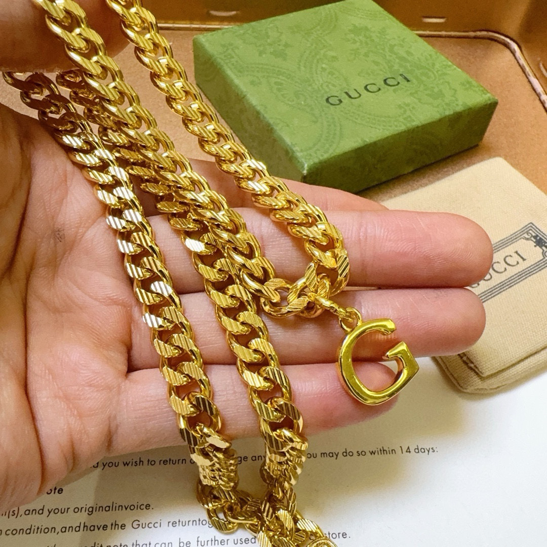 Gucci Anger Forest Series New G Pendant Necklace