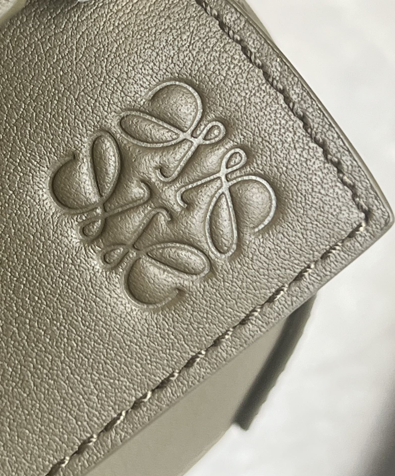 Loewe zzle mini handbag 0680