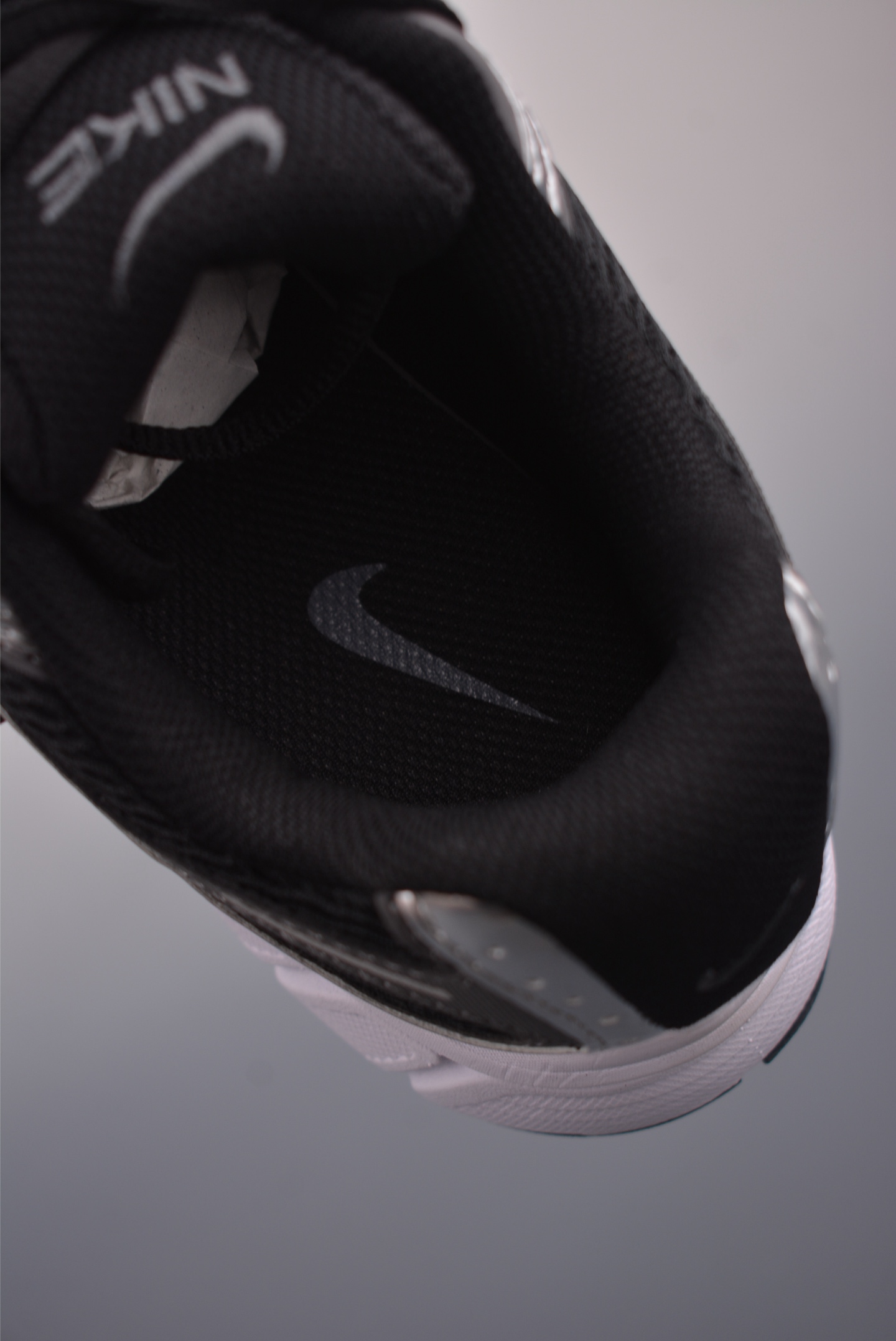 Nike V5 RNR 