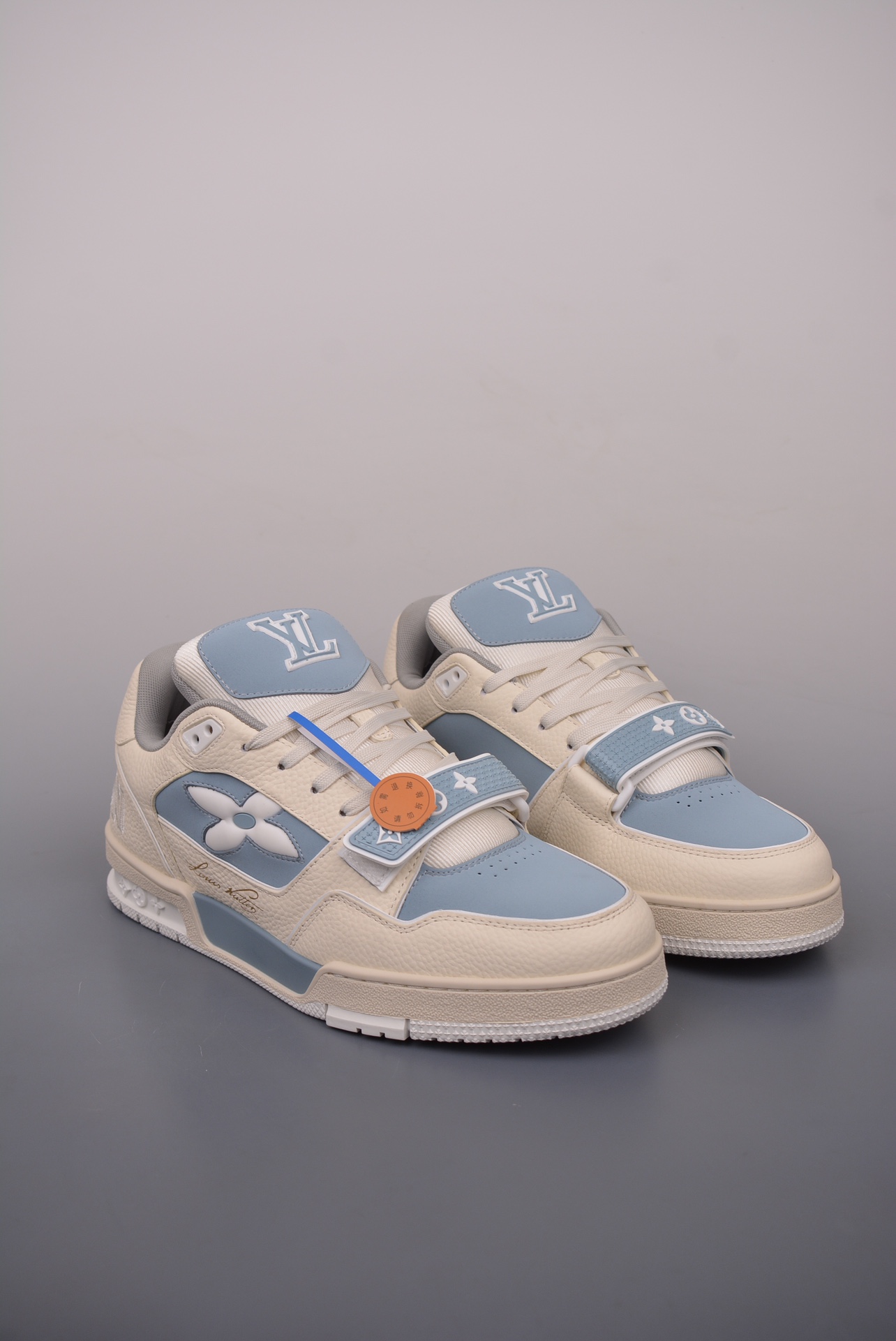 Louis Vuitton Archlight Sneakers casual sports shoes beige blue