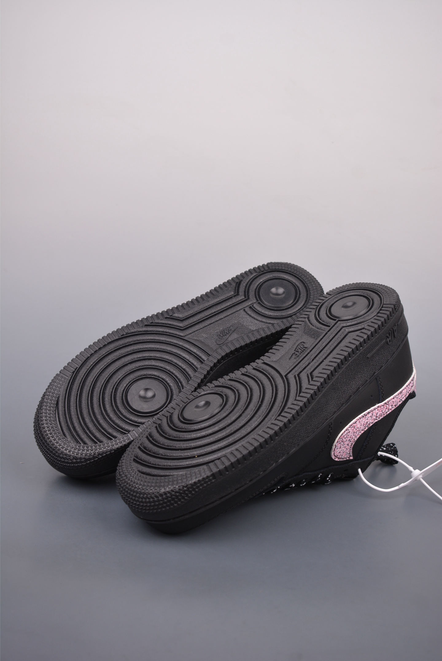 Nike Air Force 1’07 Low Leather Black Pink Hook CW2288-001