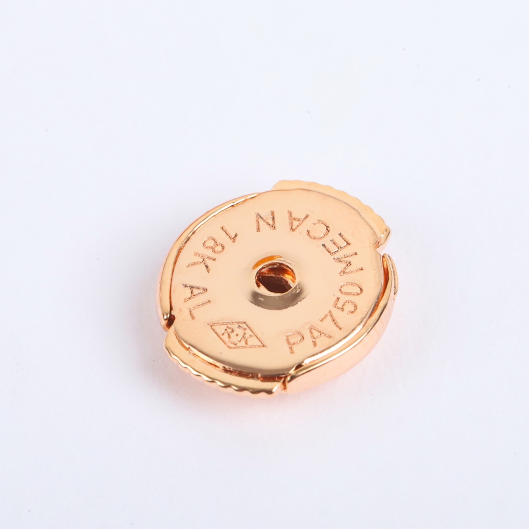 Louis Vuitton Square Clover Earrings