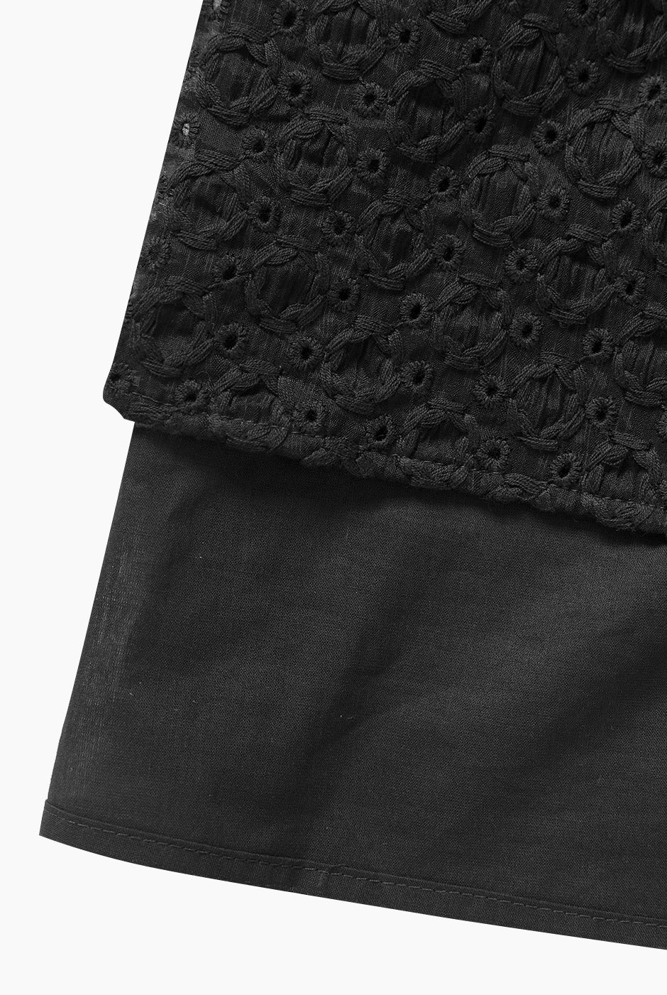 Blusa corta con escote cuadrado