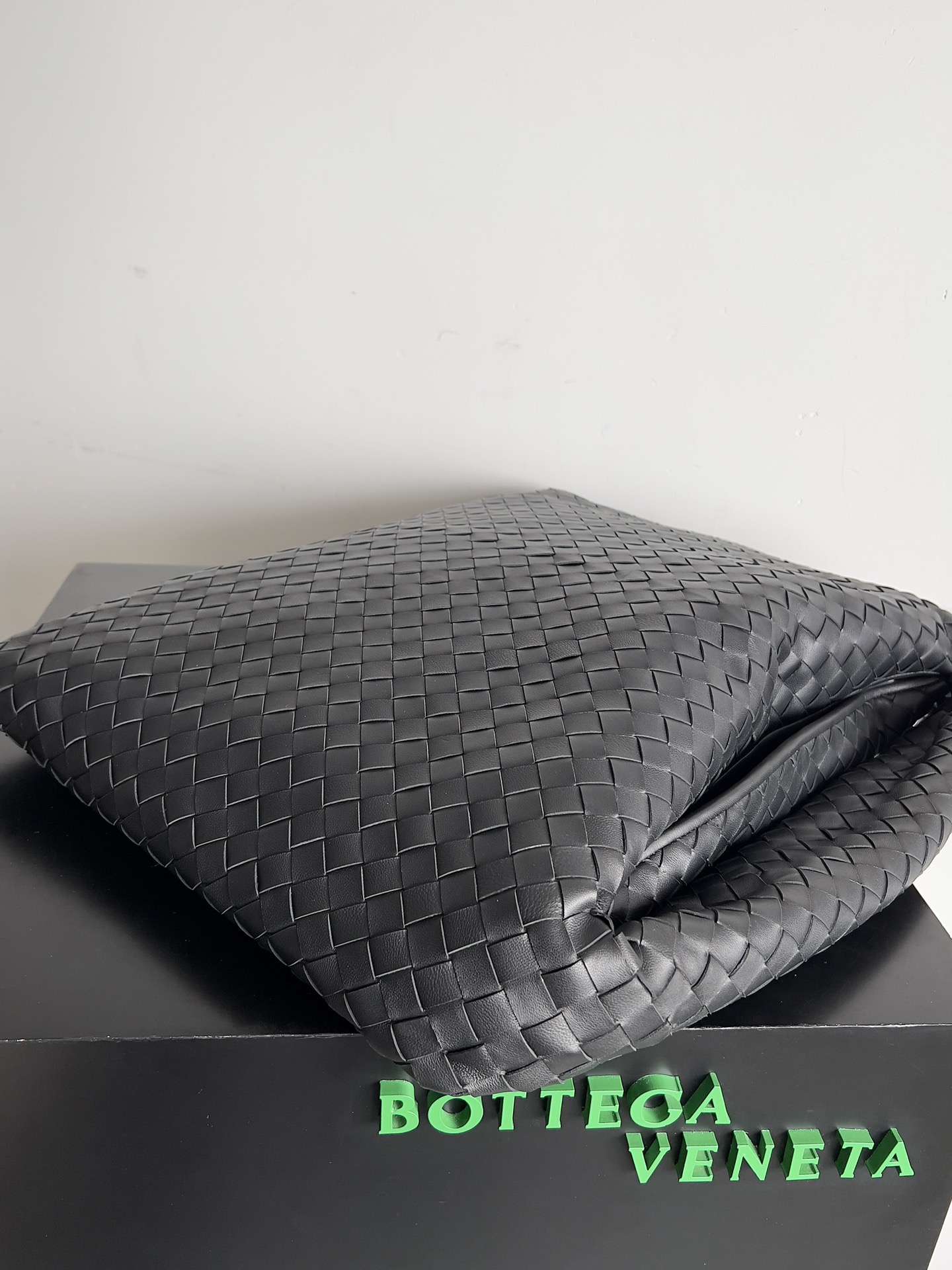 Bottega Veneta Hop Large Bag 763970