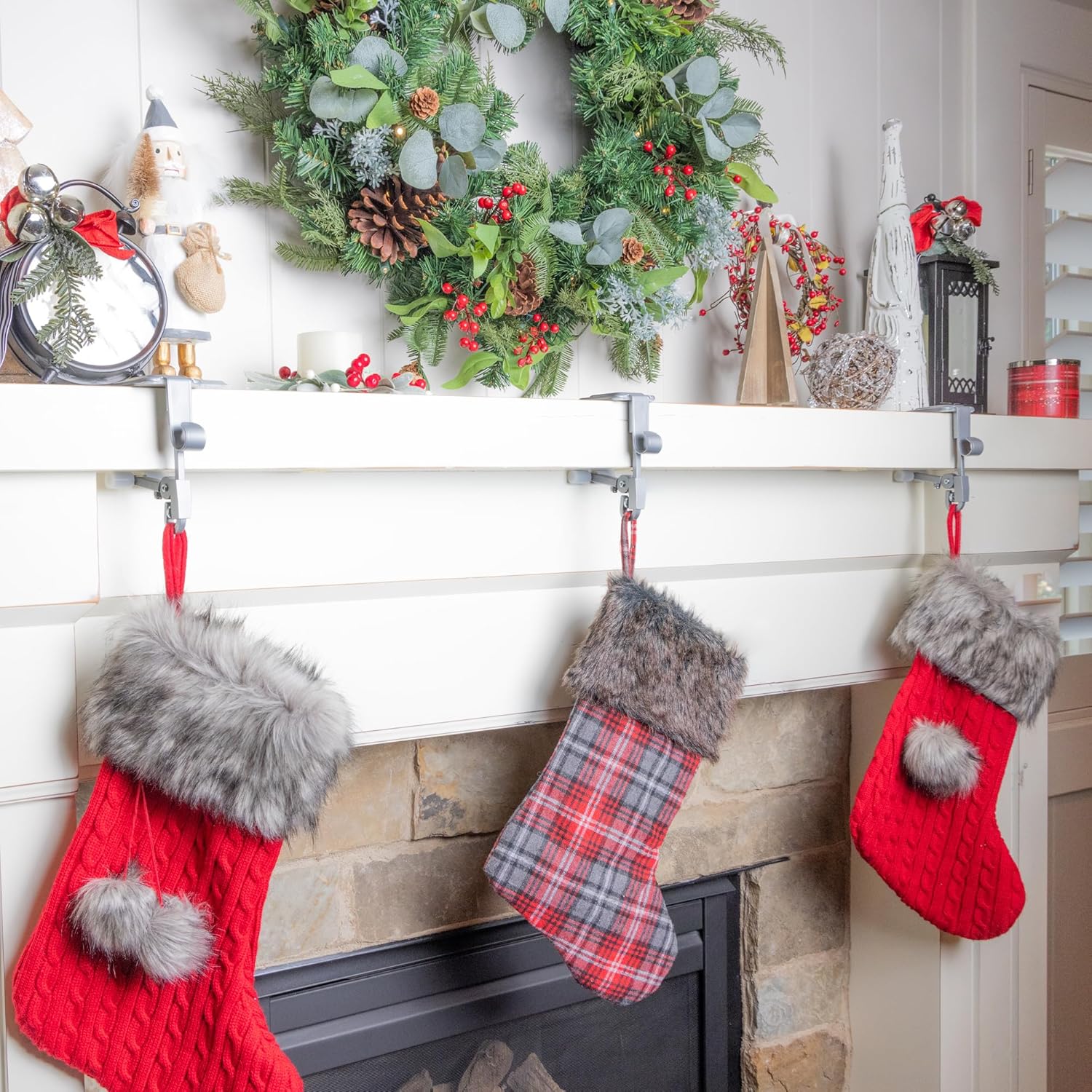 (🎅EARLY XMAS SALE - 60% OFF)Fireplace Stocking and Garland Hanger