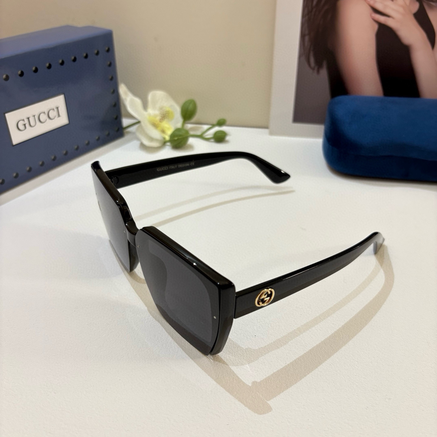 Gucci Square Frame Sunglasses