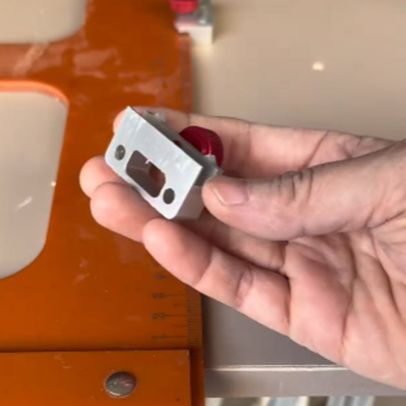 2-in-1 Quick Hole Locator for Woodworking