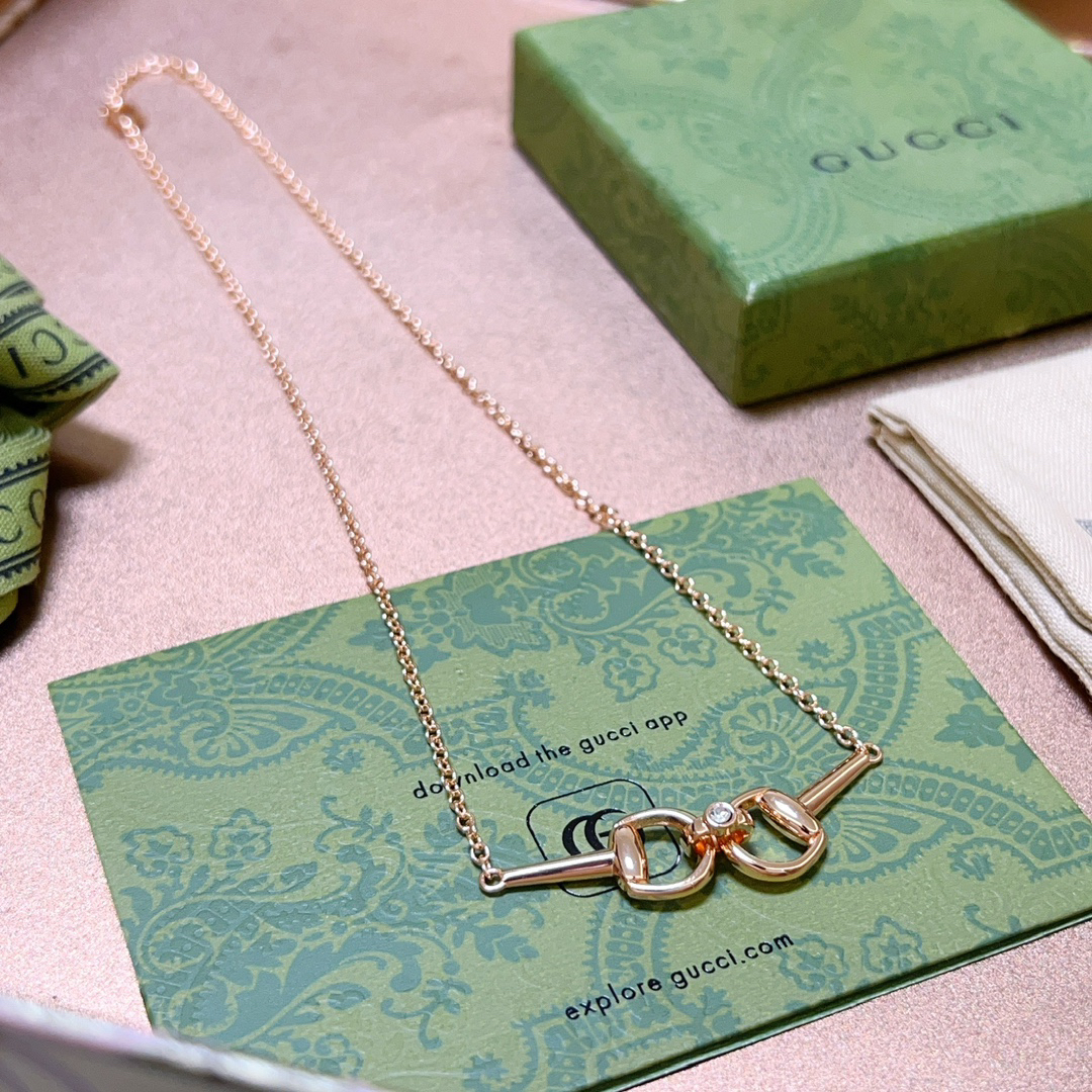 Gucci GG rose gold necklace