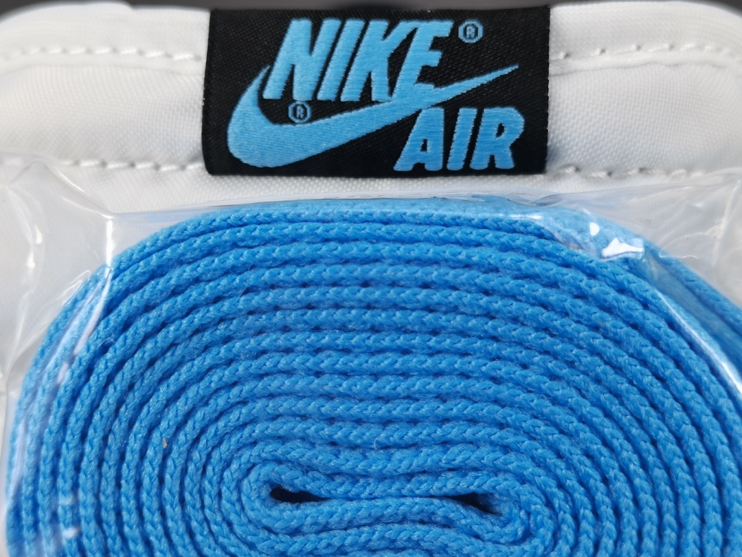 Nike Air Jordan 1 Retro High OGUniversity Blue555088-13