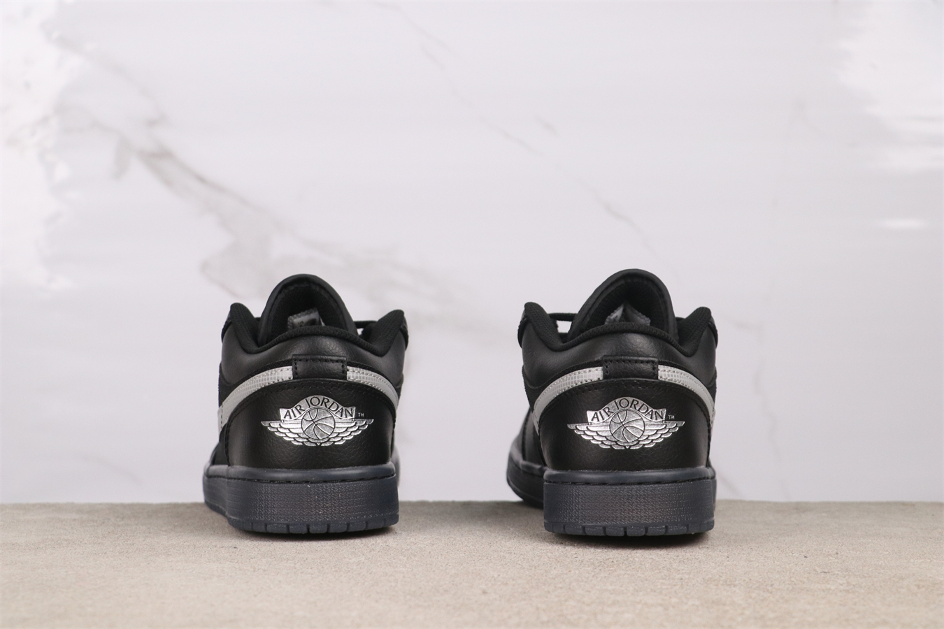 Air Jordan 1 Low Dark Gum Soles HV5968-001