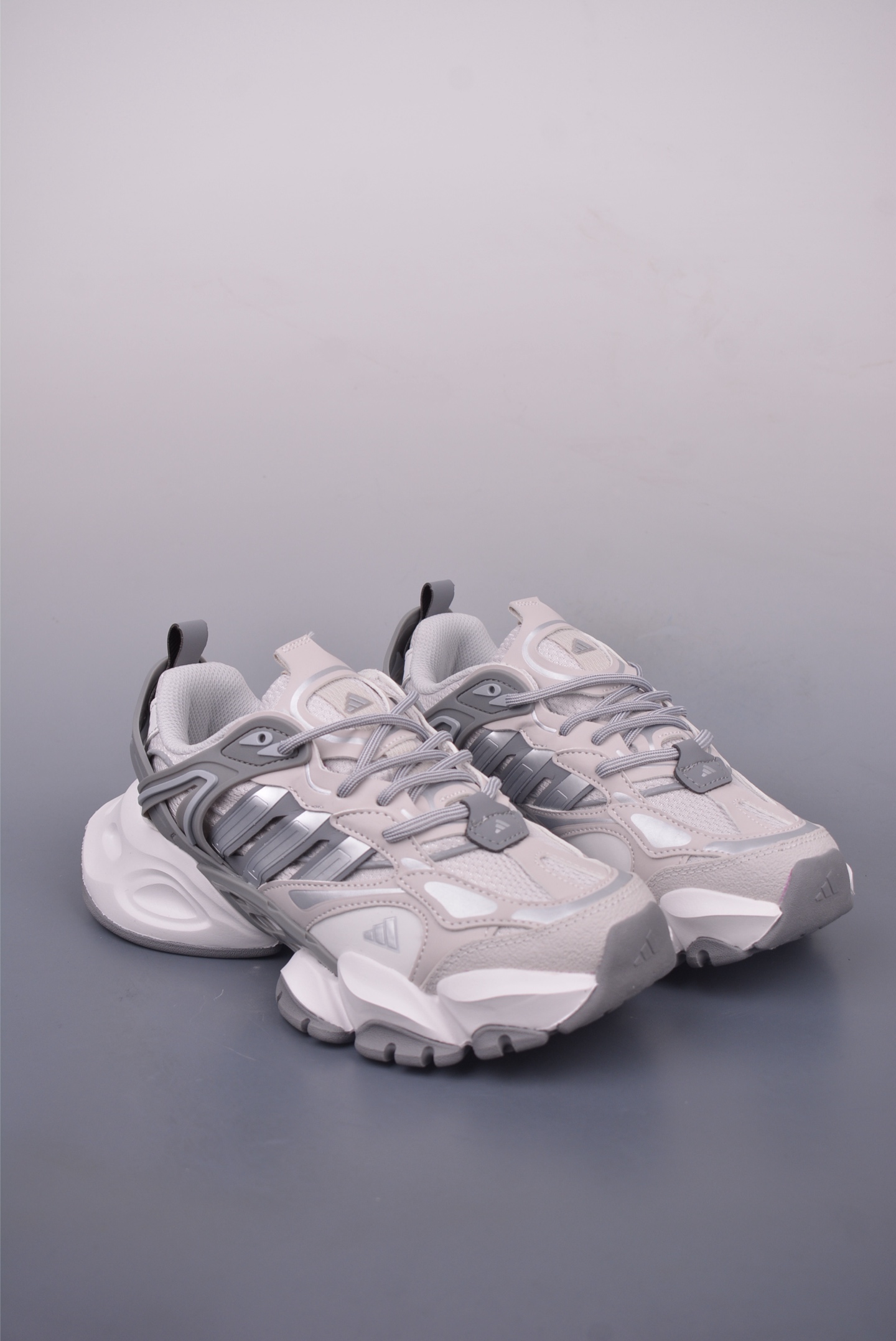 Adidas XLG Runner Deluxe Daddy Shoes Light Gray Silver White IH1583