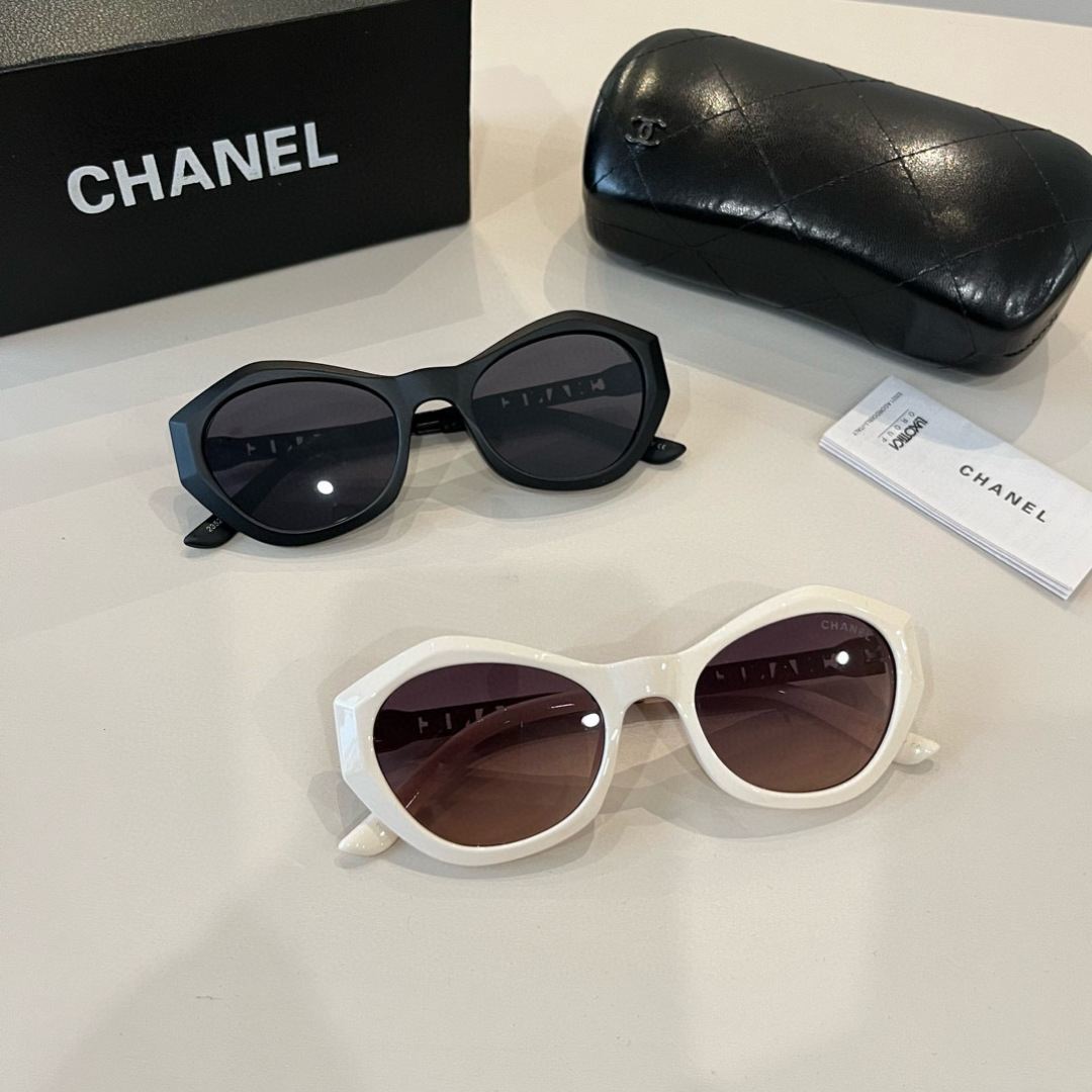 Chanel round frame sunglasses