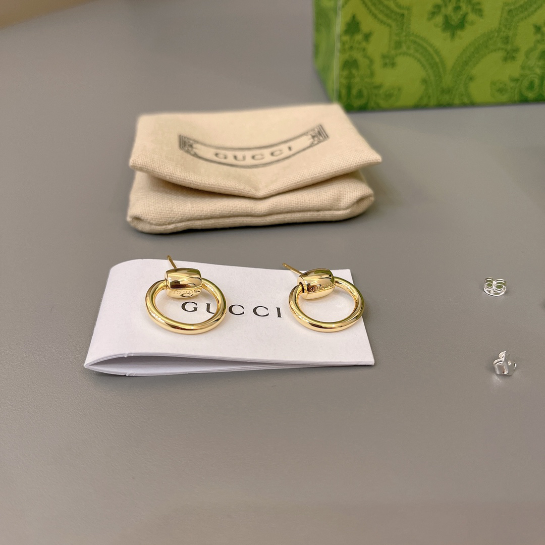 GUCCi hoop earrings