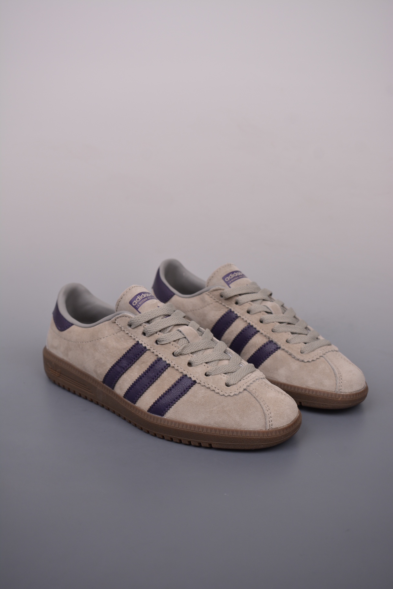 Adidas Originals Bermuda Trainers Suede Grey JI4280