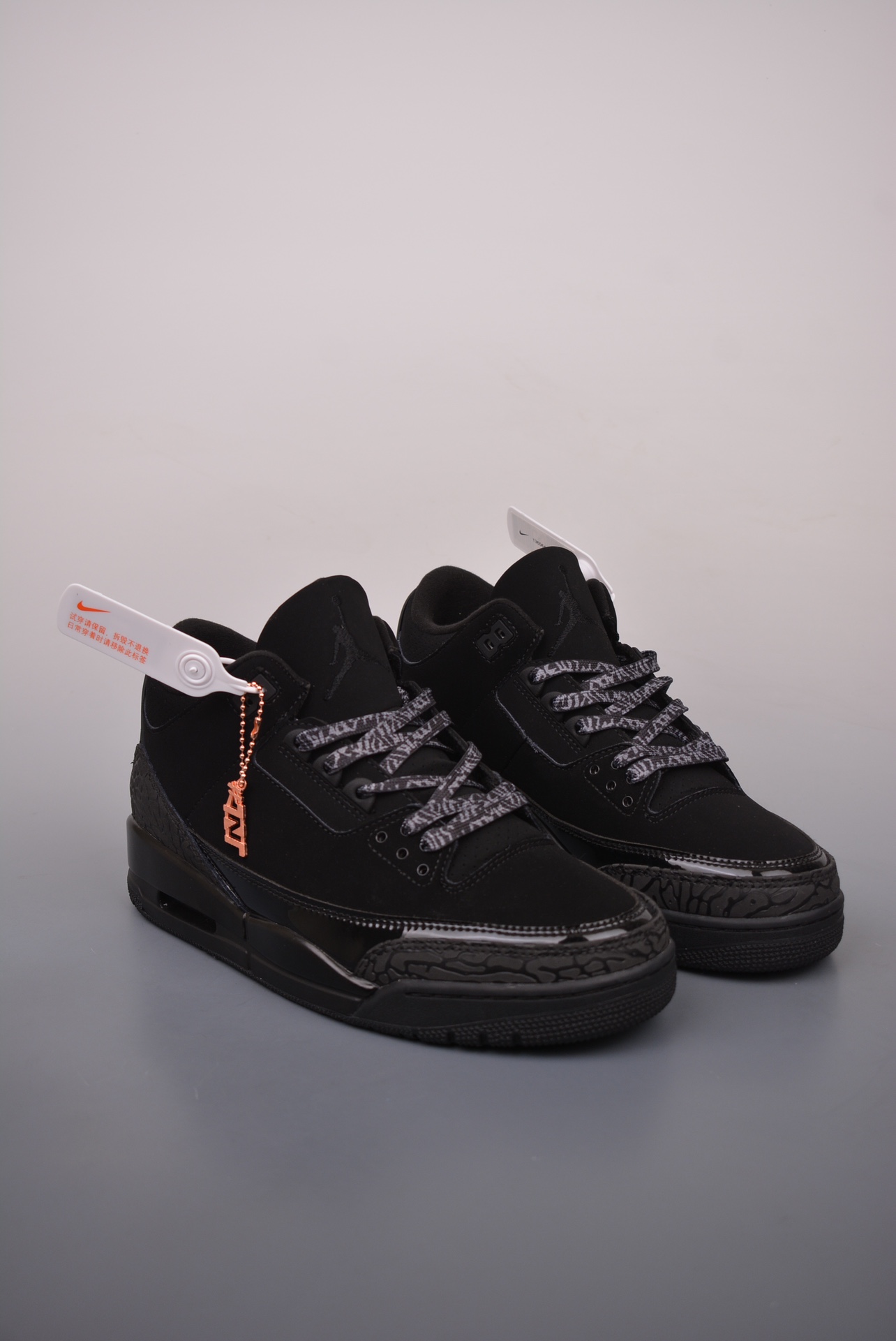 Air Jordan 3 Retro OGBlack Cat 136064-002