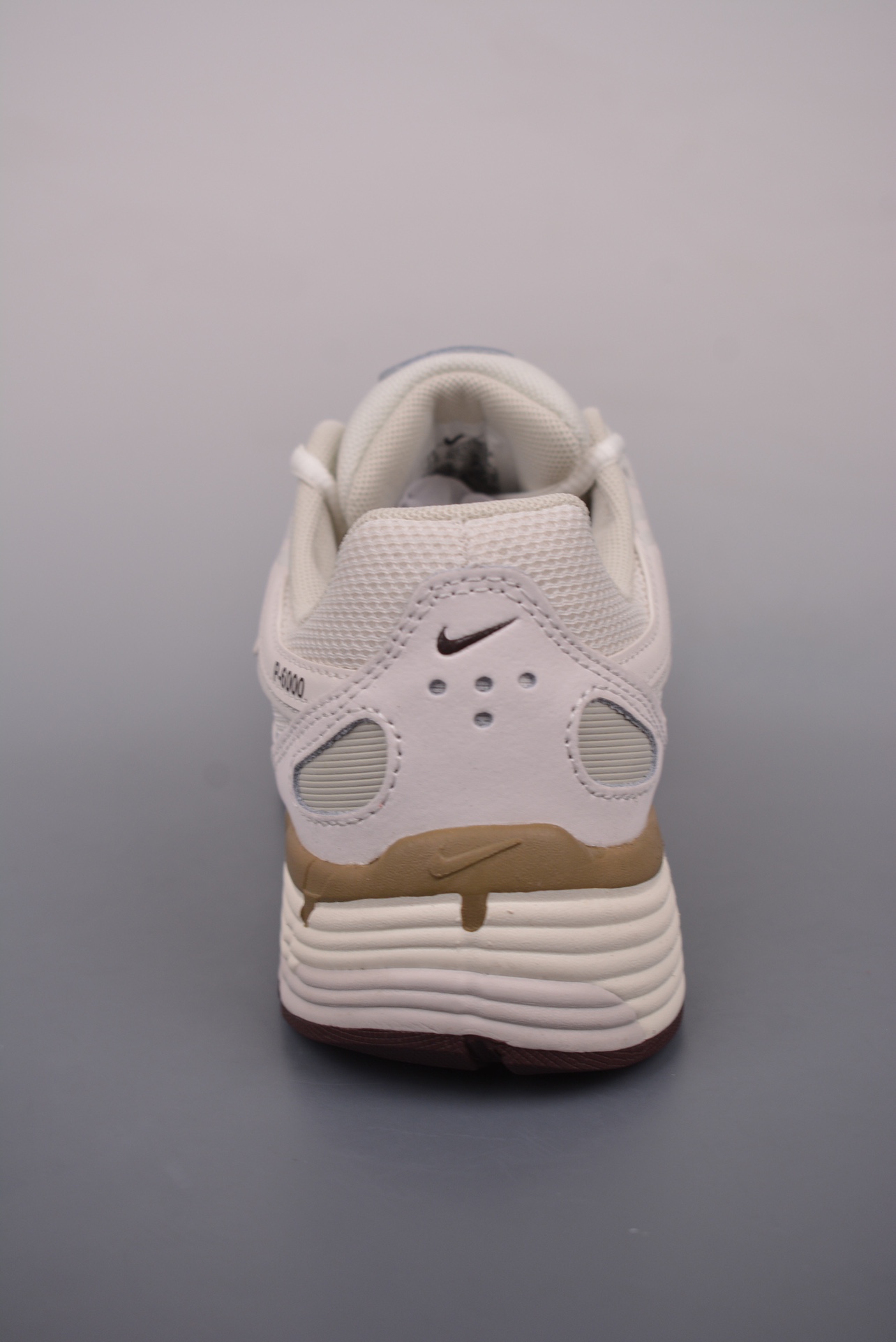 Nike P-6000Bone Sail Phantom