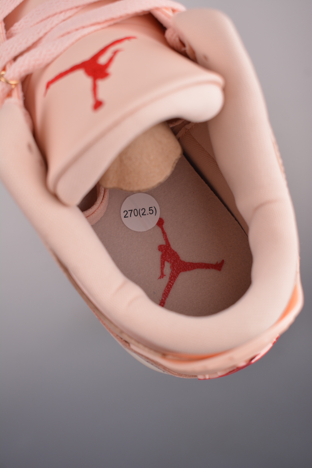 Air Jordan 3 Retro Valentine's Day HJ0178-600