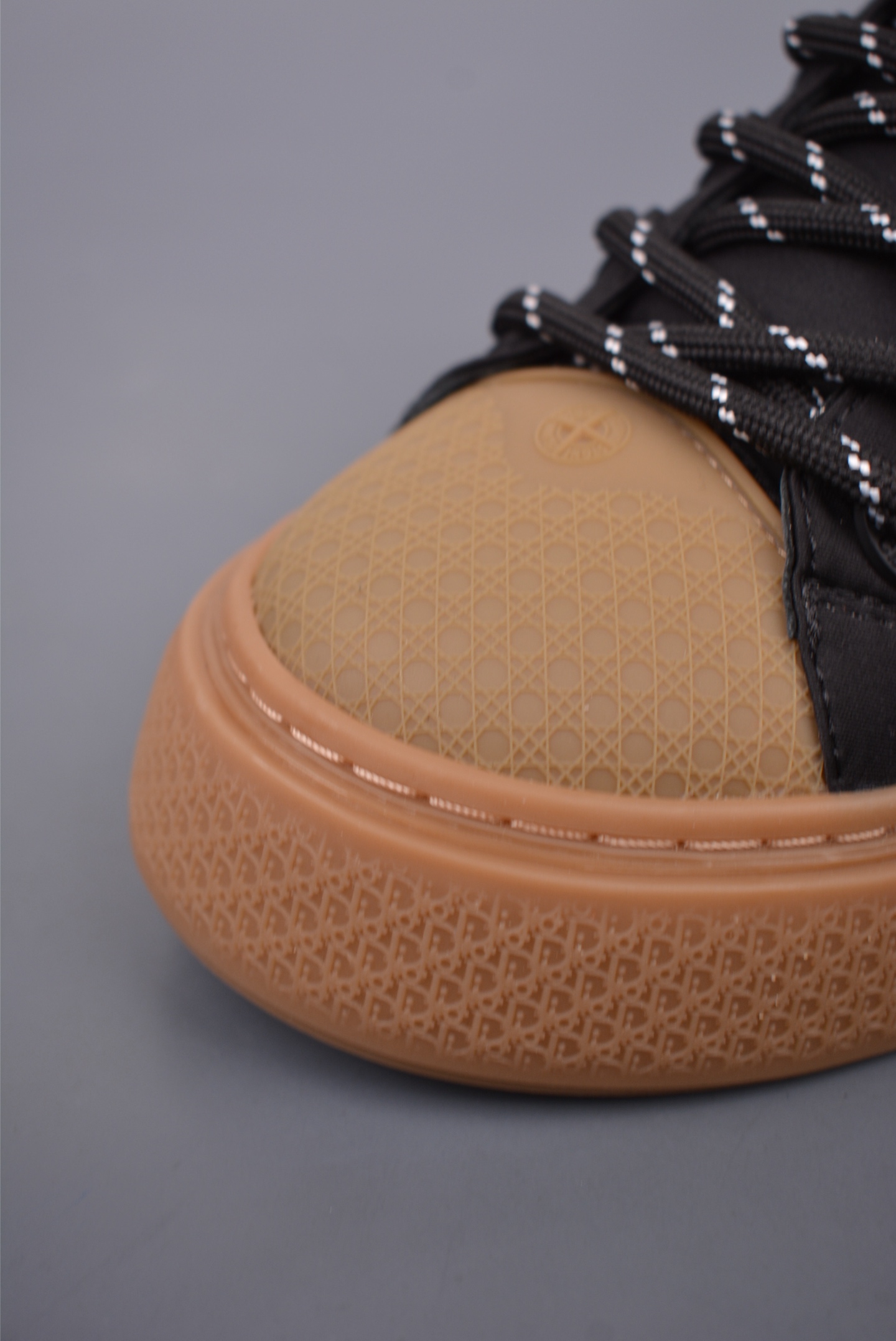 Stone Island x Dior B33 Low Top Sneakers black 3SN303ZAM_H900