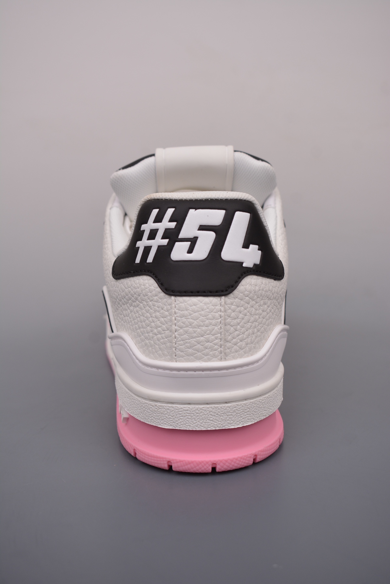 Louis Vuitton Trainer Sneaker Low Black, White and Pink Signature Edition 1ADE00