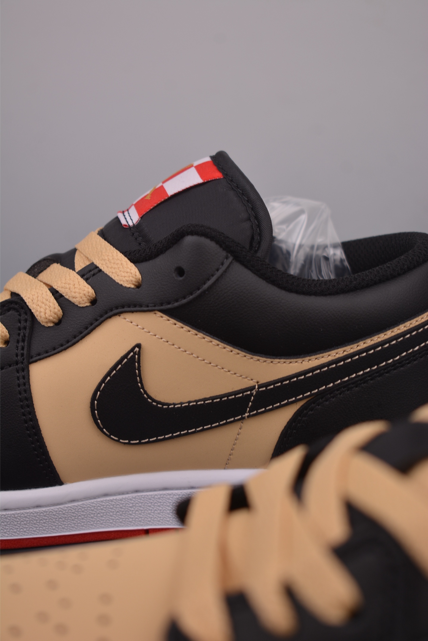 Air Jordan 1 Low 