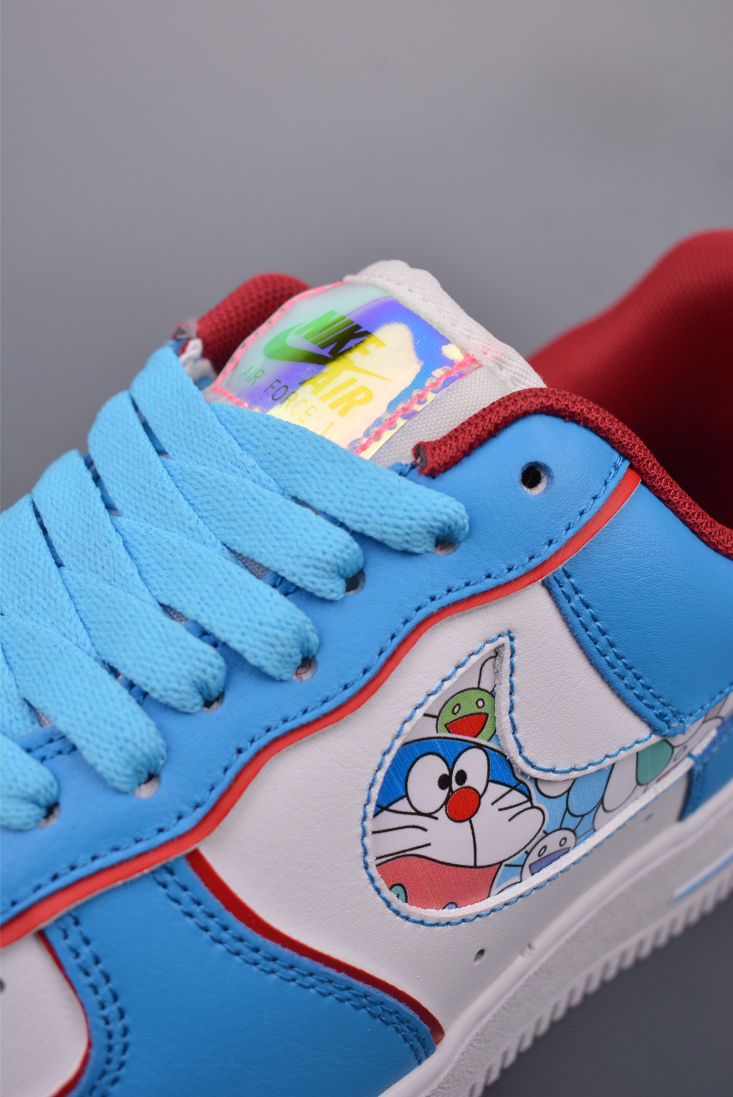 Doraemon x Nike Air Force 1 ´07 Low Light Blue Beige XL2420-333