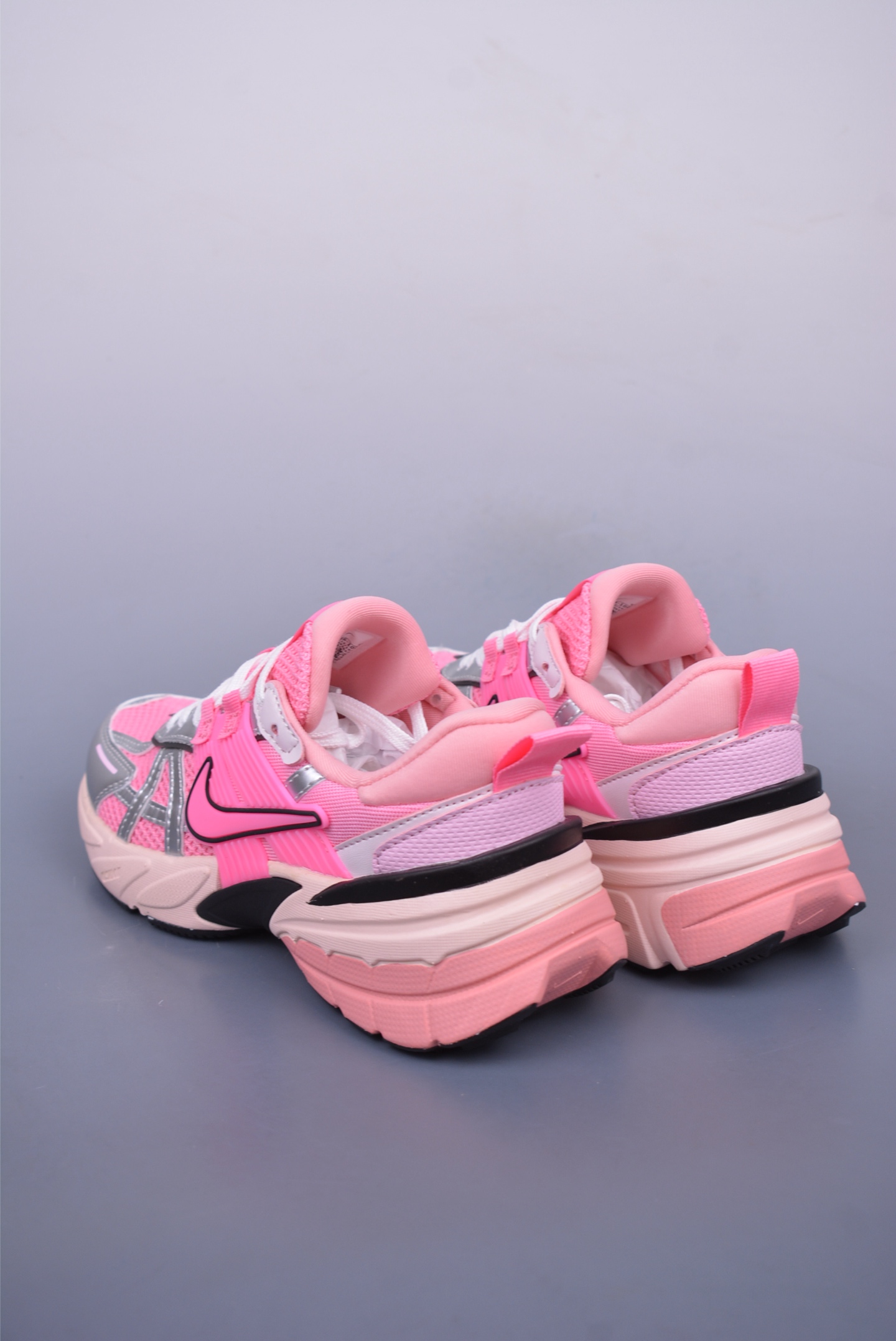 Nike Wmns V2K Runtekk LowPinkMetallic FD0736-100