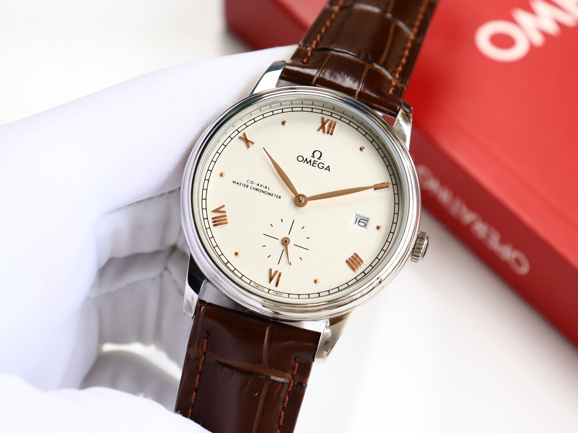 Omega De Ville series two-hand semi-mechanical men's watch