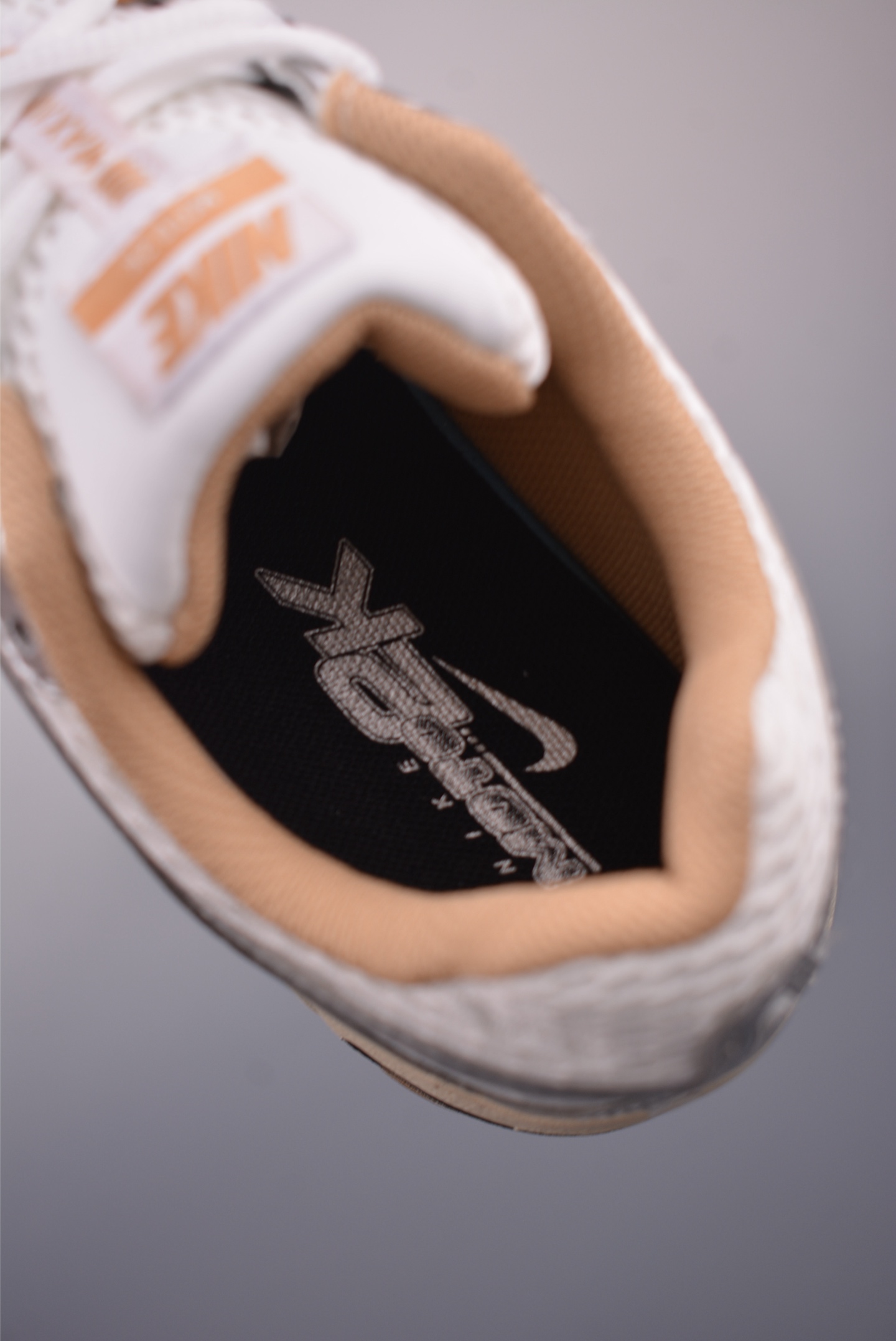 Nike Air Max Moto 2K 