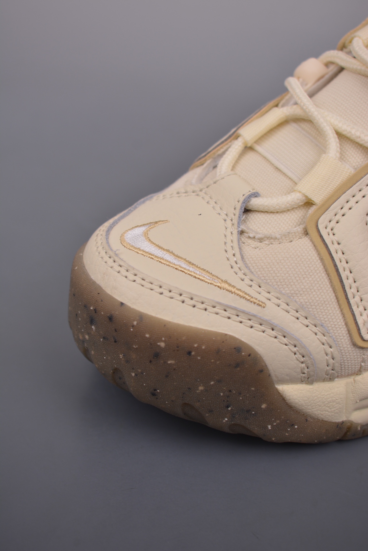 Nike Air More Uptempo Desert DX1939-100