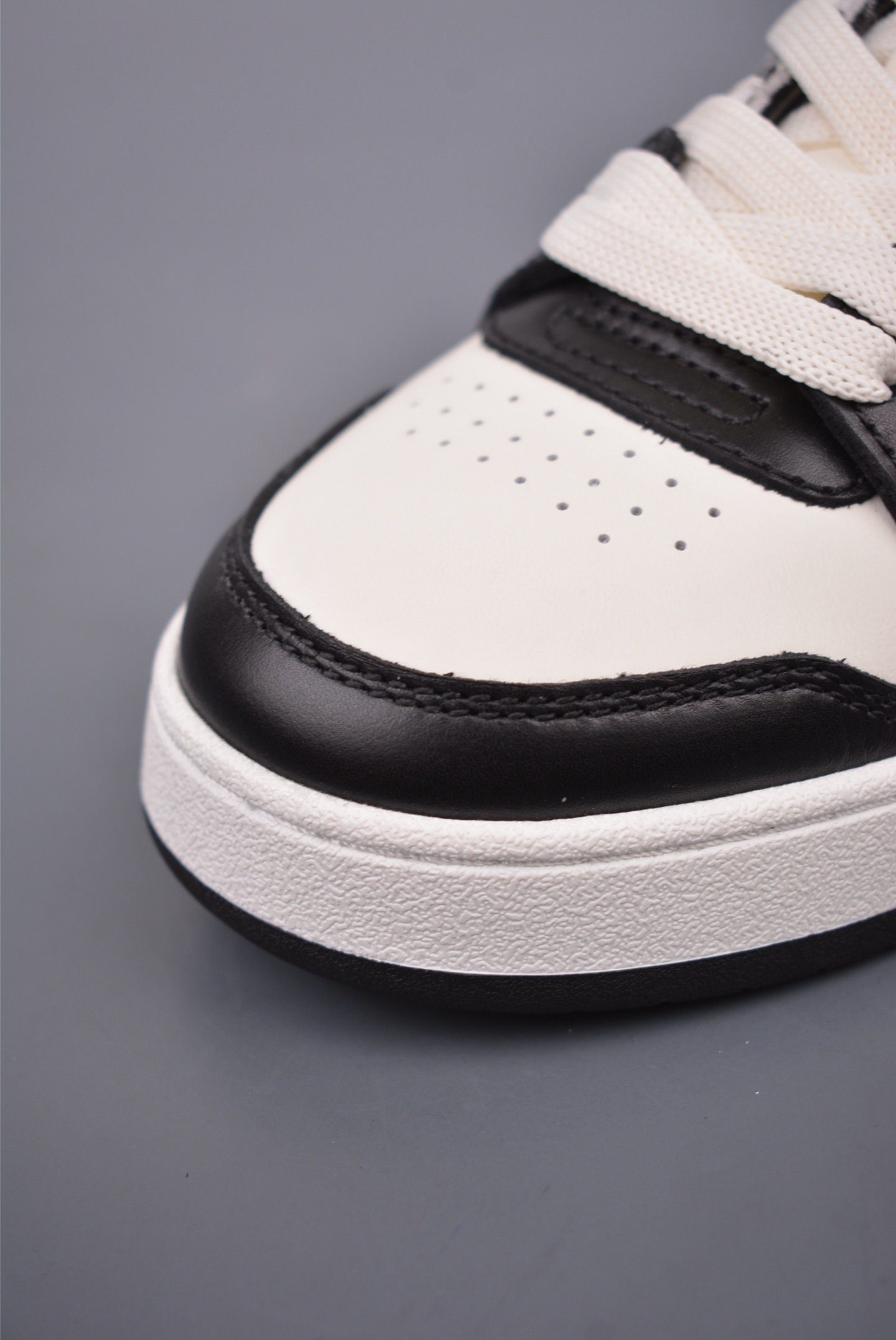 Fendi Match Sneaker Low Velcro white and black FF Jacquard 7E1493L1111