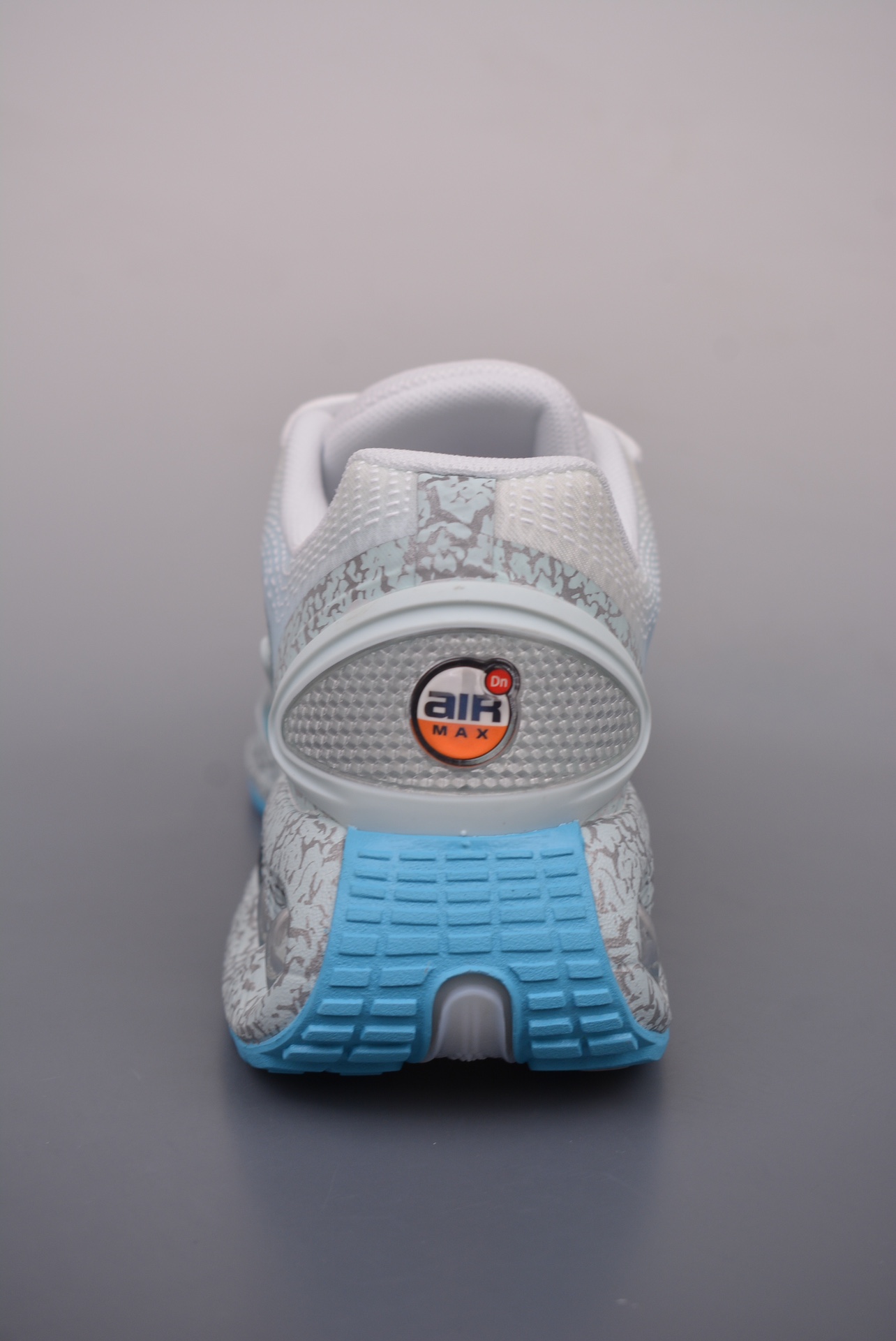 Nike Air Max Dn air cushion running shoes HM5653-440
