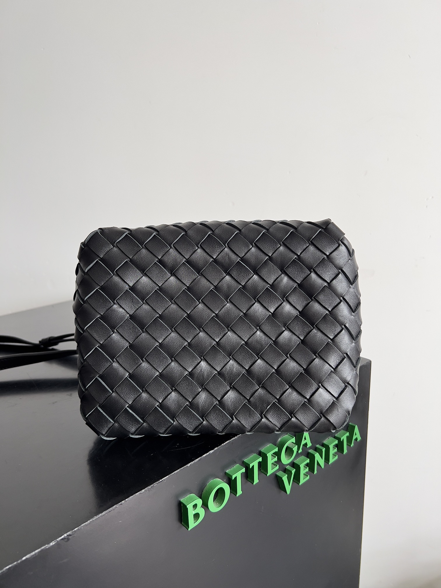 Bottega Veneta parachute handbag 796569