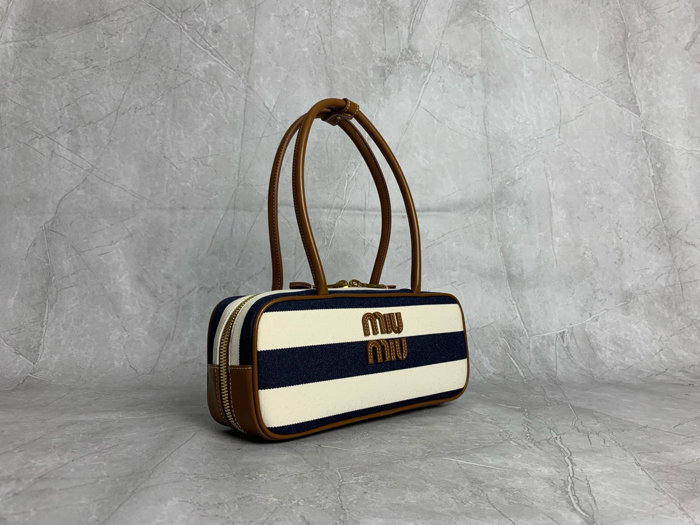 Miu Miu Beau canvas bag 5BB173
