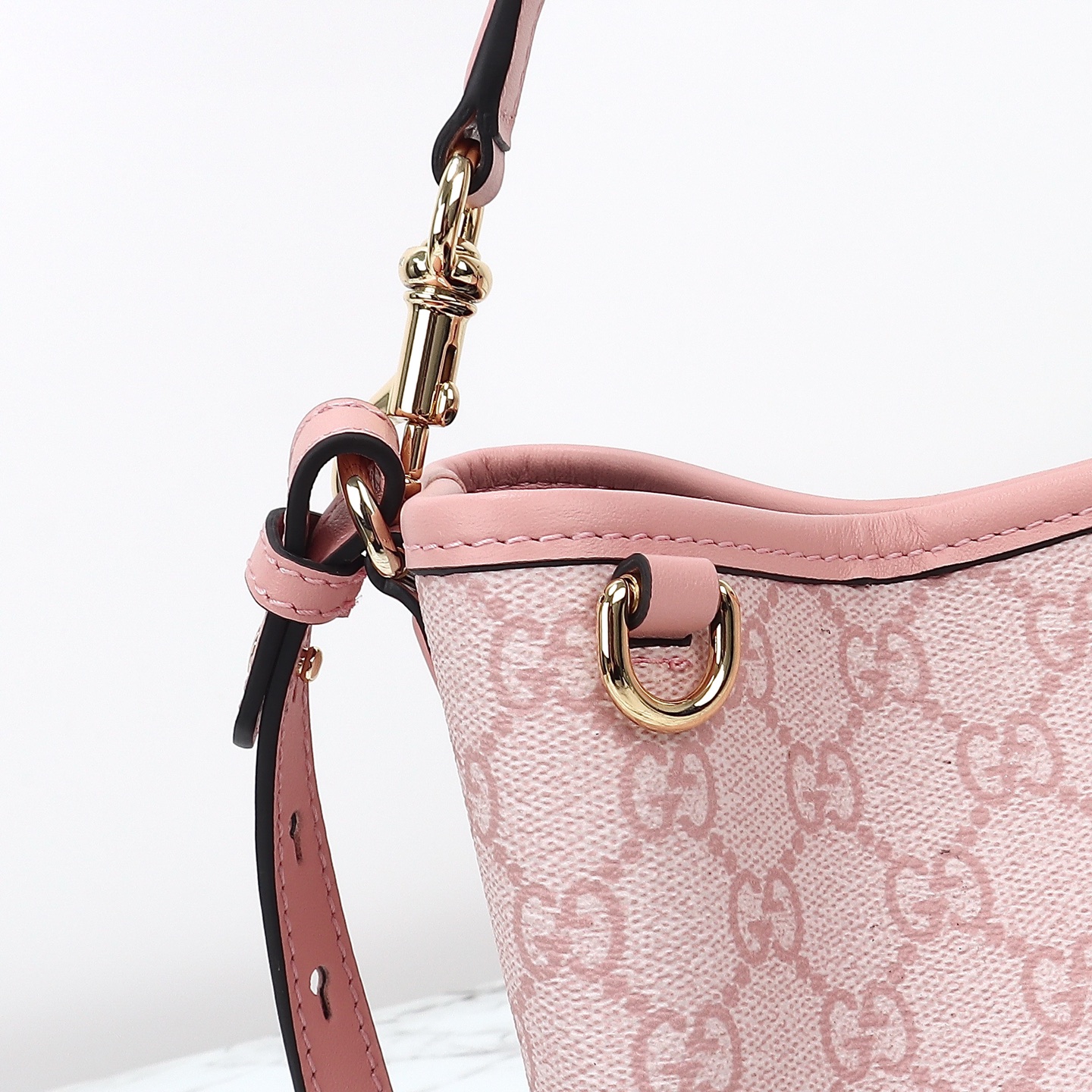Gucci GG Emblem small bucket bag ‎815118 FAD6L 8459
